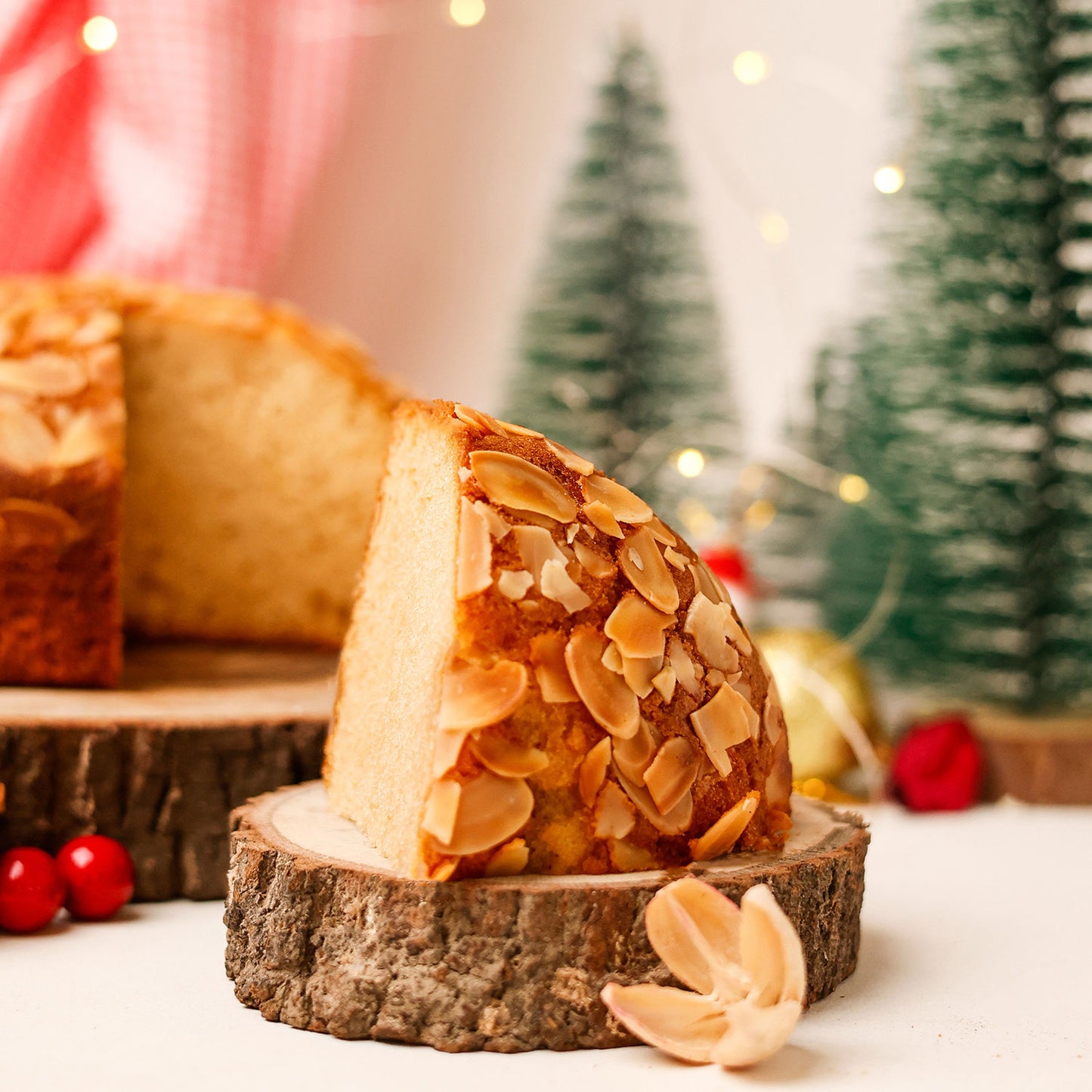 Almond Dry Cake 500 gm